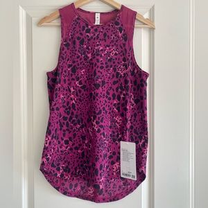 Lululemon Size 4 Sculpt Tank CTMP/MGPR Cheetah Camo Magenta Purple Multi